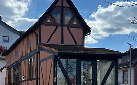 Gemütliches Scheunenfachwerkhaus nahe Frankfurt mit Glasfaser und Klima